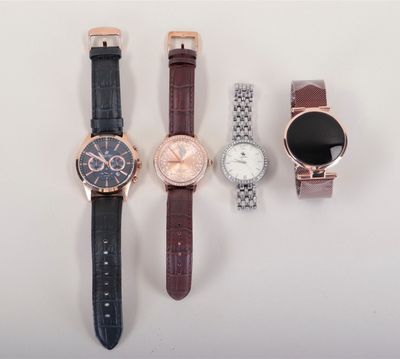 Lot de 4 montres-bracelets trend Polo pour hommes et femmes. - Photo 1