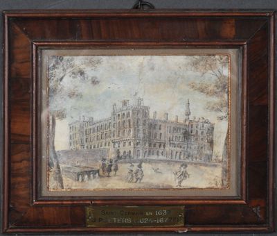 une vieille photo d'un bâtiment avec une plaque sur le mur