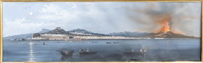 un tableau représentant un bateau sur l'eau, avec une montagne en arrière-plan