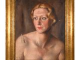 un tableau représentant une femme, dans un cadre doré, sur fond blanc