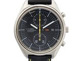 une image d'une montre en gros plan sur fond blanc
