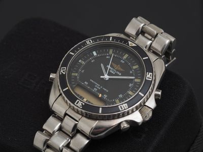 BREITLING Pluton Navitimer réf. 1037 - Photo 1