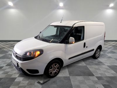 FIAT - DOBLO CARGO FT 1.6 MULTIJET 105 PRO LOUNGE - GO - Mis…