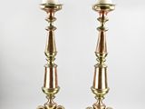 paire de chandeliers anciens en laiton