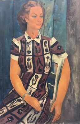 tableau représentant une femme assise sur une chaise devant un fond bleu