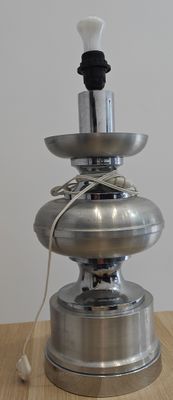 Lampe aluminium brossé années 70, hauteur 62cm avec ampoule