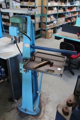 1 machine à aplanir les pointes - sans marque apparente