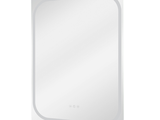 une photo d'un miroir de salle de bains avec un cadre blanc