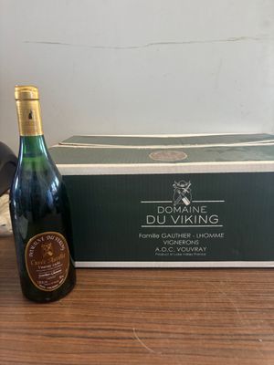 12 B. vin blanc  domaine VIKING - cuvée Aurèlie en VOUVRAY - 1989 - TV - Photo 1