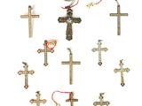 de nombreuses croix dessinées sur un fond blanc
