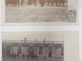 deux vieilles photos en noir et blanc représentant des chevaux et des personnes devant un bâtiment