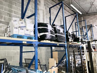 CONTENU d'une réserve comprenant : - Photo 1