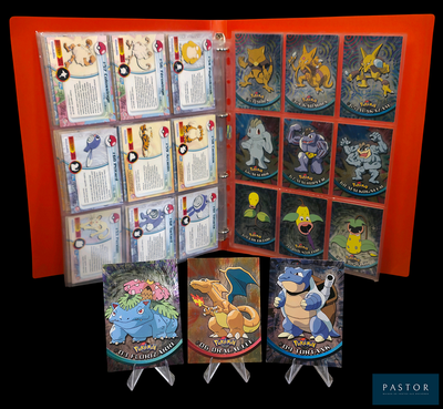 une photo d'un livre sur lequel figurent des personnages de Pokémon