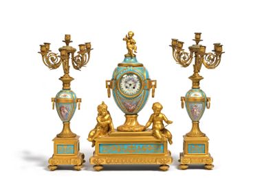 IMPORTANTE GARNITURE DE CHEMINÉE - Photo 1