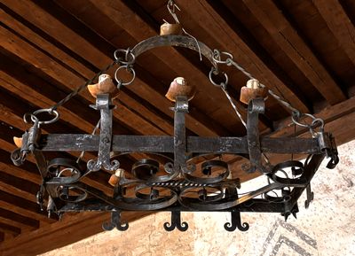 Lustre en fer forgé - Photo 1