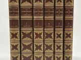 un lot de cinq livres à la couverture marron