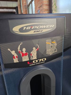 a picture of a machine that has a sign on it