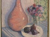 une peinture à l'huile représentant un vase et une assiette de fruits posés sur une table