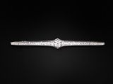 une broche en diamant et or blanc