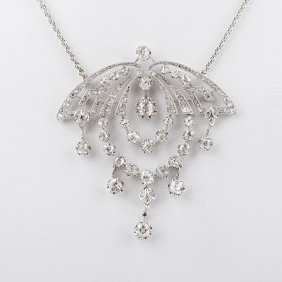 Important collier pendentif, diamants taille ancienne 2 cara… - Photo 1