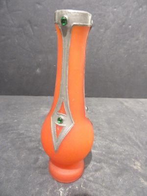 44.55 - PETIT VASE ART DECO EN VERRE ORANGE, APPLICATION D'E…