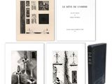quatre photographies en noir et blanc représentant un chat et un livre
