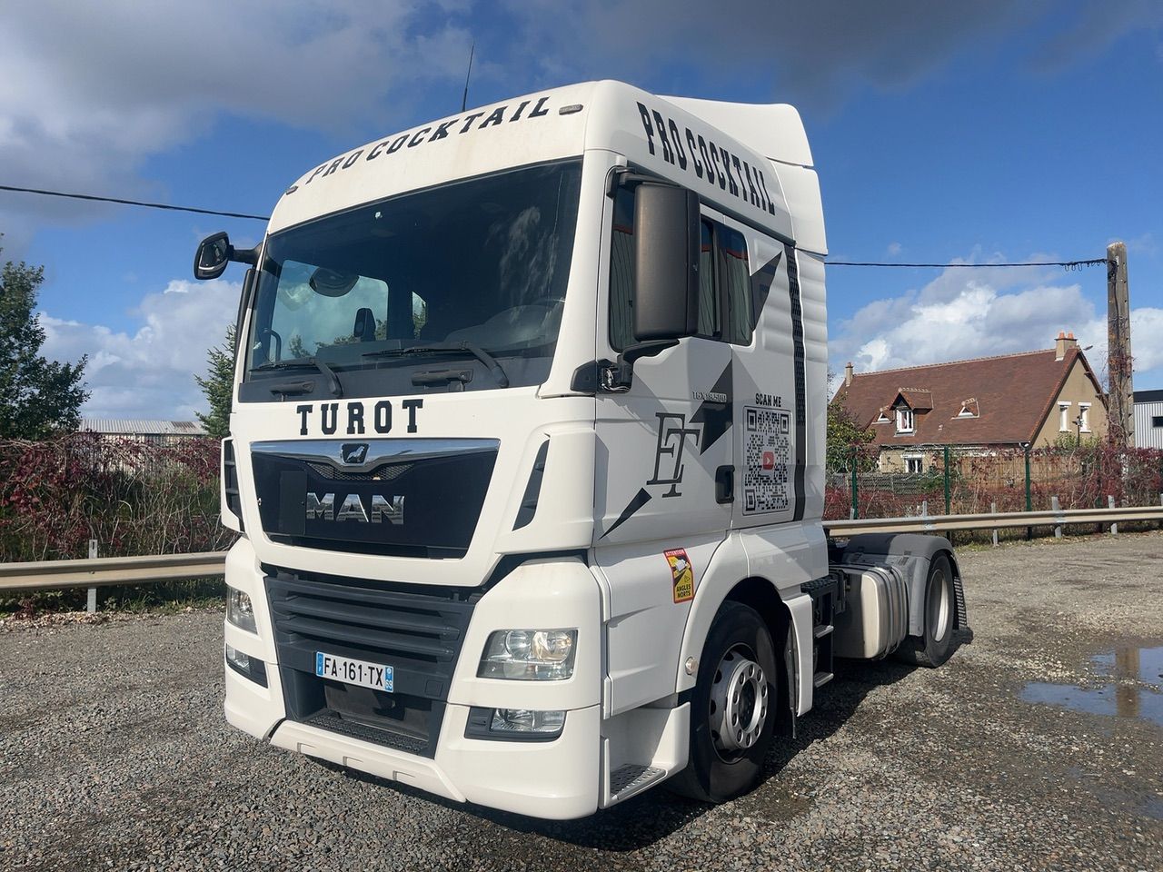 LIEU DE STOCKAGE : Tours - MAN - TRACTEUR ROUTIER 4X2 TGX 18…