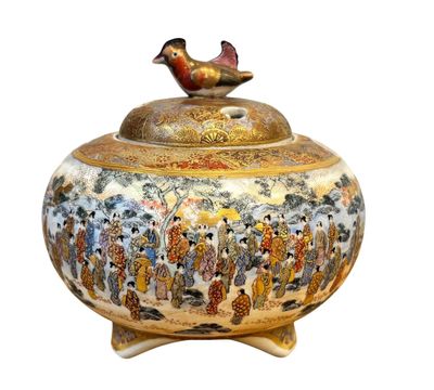 JAPON, Satsuma Coupe brûle-parfum en porcelaine émaillée pol…