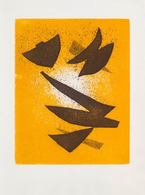 un tableau représentant un carré jaune sur lequel sont peints des oiseaux noirs