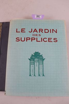 livre français intitulé « Le Jardin des supplices », avec l'illustration d'un portail