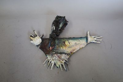 MICHELLE STONE (NÉE EN 1951) Can't stay, 1986 Bas-relief, ac…