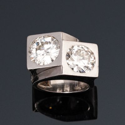 Bague chevalière en platine (850e), ornée de 2 diamants demi… - Photo 1