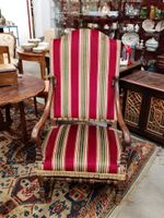 Fauteuil en noyer à entrejambe en H tourné (photo 2)