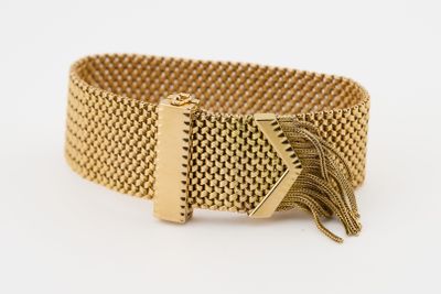 Beau bracelet ceinture En or jaune 18 K (750‰) à mailles tre…