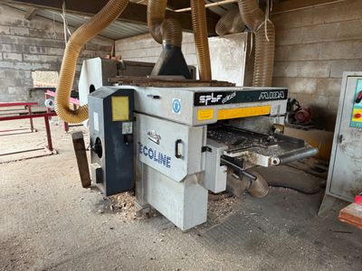 Raboteuse à quatre faces SPBF MIDA, deux bancs d'amenage à roulea...