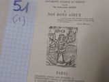 une photo d'un livre sur lequel figure un dessin