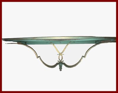 Importante console en ferronnerie à patine verte et dorée, d…