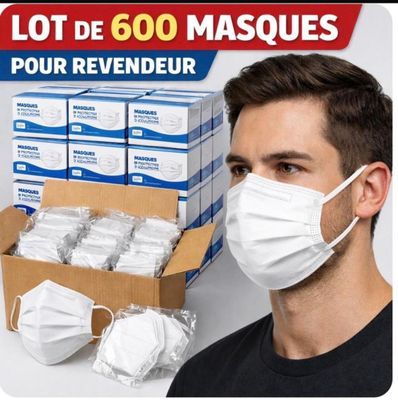 Lot de 600 masques emballes sous blister par cinq