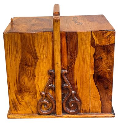 CHINE, Epoque XXe NECESSAIRE DE PIQUE-NIQUE / VOYAGE POUR PA…