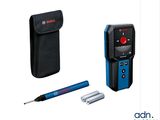 quelques outils posés sur une table