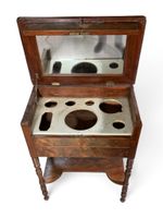 Meuble de toilette en acajou, placage d'acajou, ouvrant par … (photo 2)