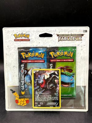deux cartes Pokémon dans un étui en plastique posé sur une surface noire