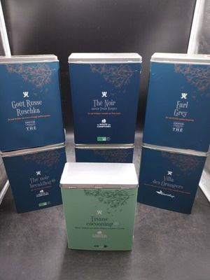 Issus d'une épicerie, 7 boîtes métalliques et en verre de th…