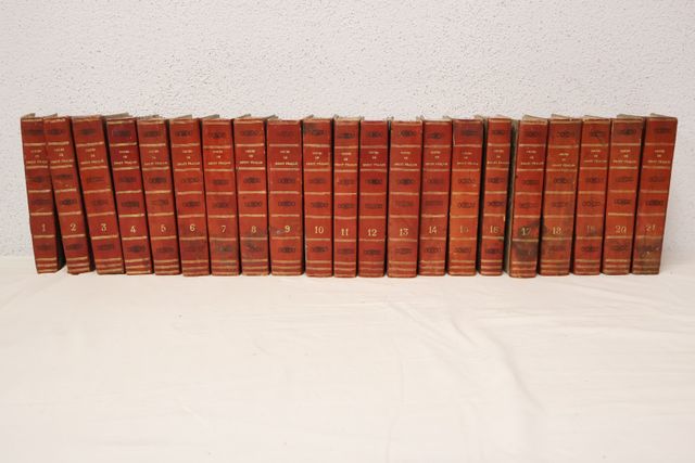 Cours de droit civil français par DURANTON : 21 volumes. 