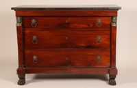 Commode rectangulaire en acajou et placage d'acajou, la faça…