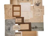 une image représentant une pile de vieux papiers sur lesquels figurent des dessins