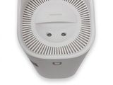 une image d'un purificateur d'air blanc sur fond blanc