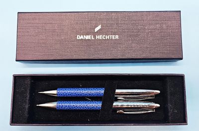 Daniel HECHTER / Parure stylo bille et critérium, métal corp…