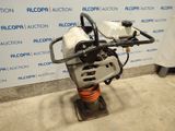 une image représentant une machine posée sur un socle