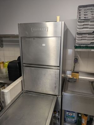 Lave-vaisselle HOBART à capot - Photo 1